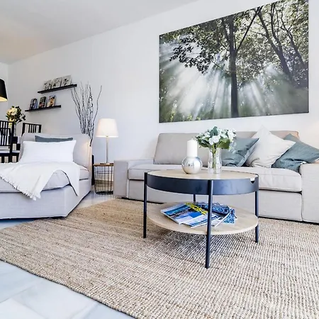 Ld - Modern 2 Bedroom In The Golf Valley Apartment