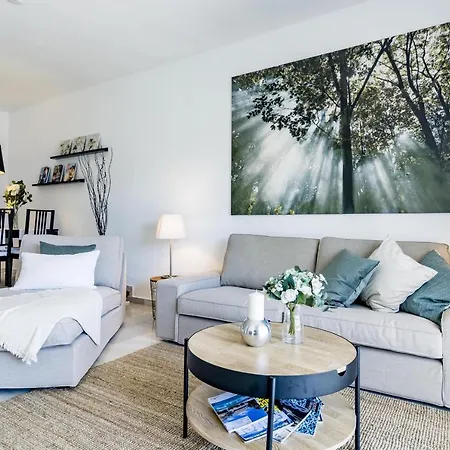 Apartment Ld - Modern 2 Bedroom In The Golf Valley *